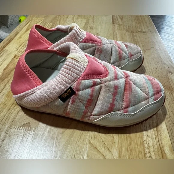 New! TEVA Women's Reember Moccasin | 7 - Picture 1 of 7